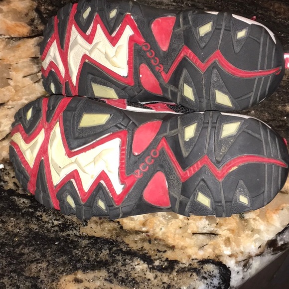 ECCO water sneakers. French 28C=11 little kid size - Picture 5 of 5
